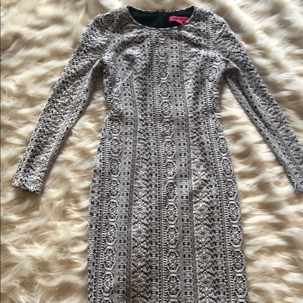 Betsey Johnson black / white dress size 2